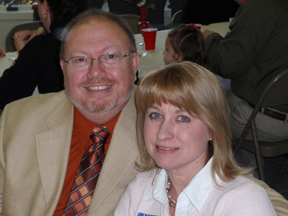 newpixofpastorandlisa.jpg